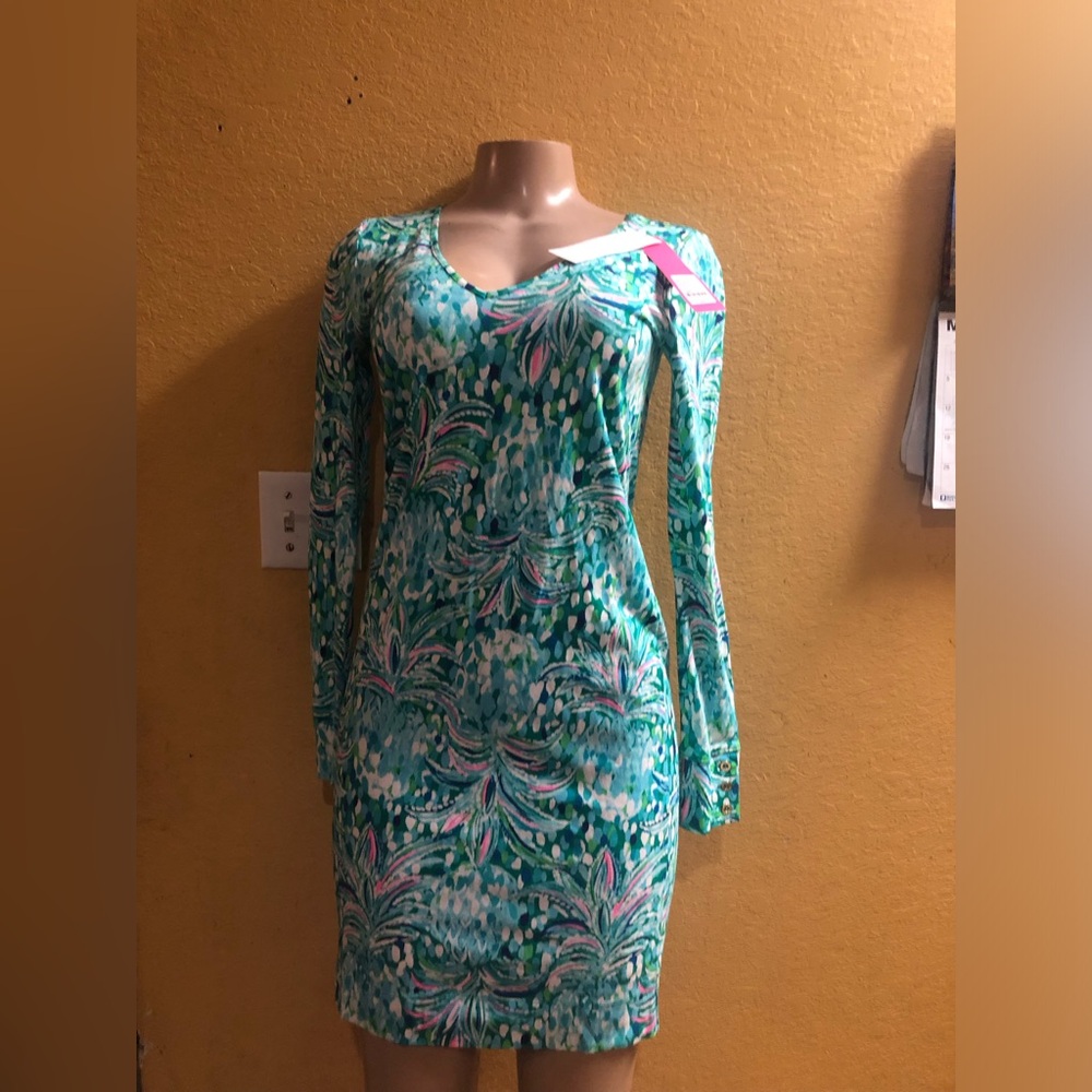Lilly Pulitzer size XS Emerald Isle pineapple of myeye